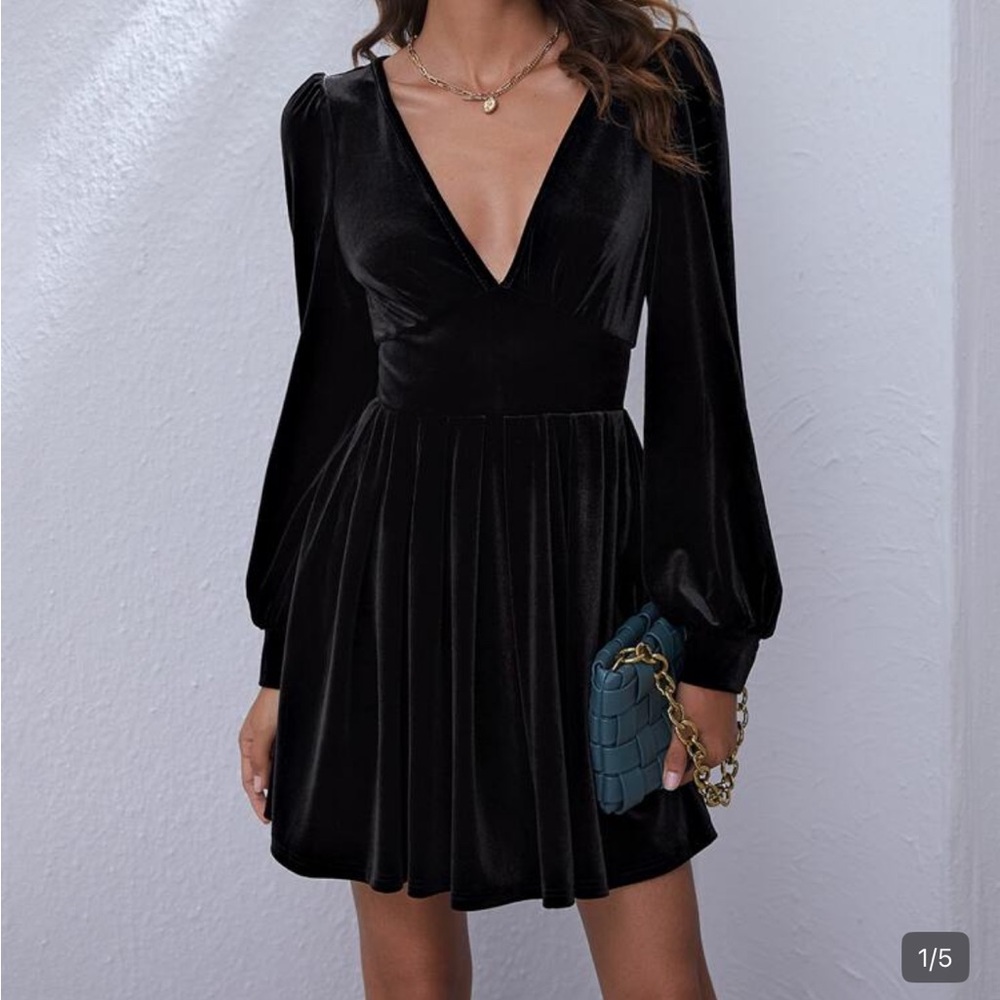 SHEIN Black Velvet Midi Dress